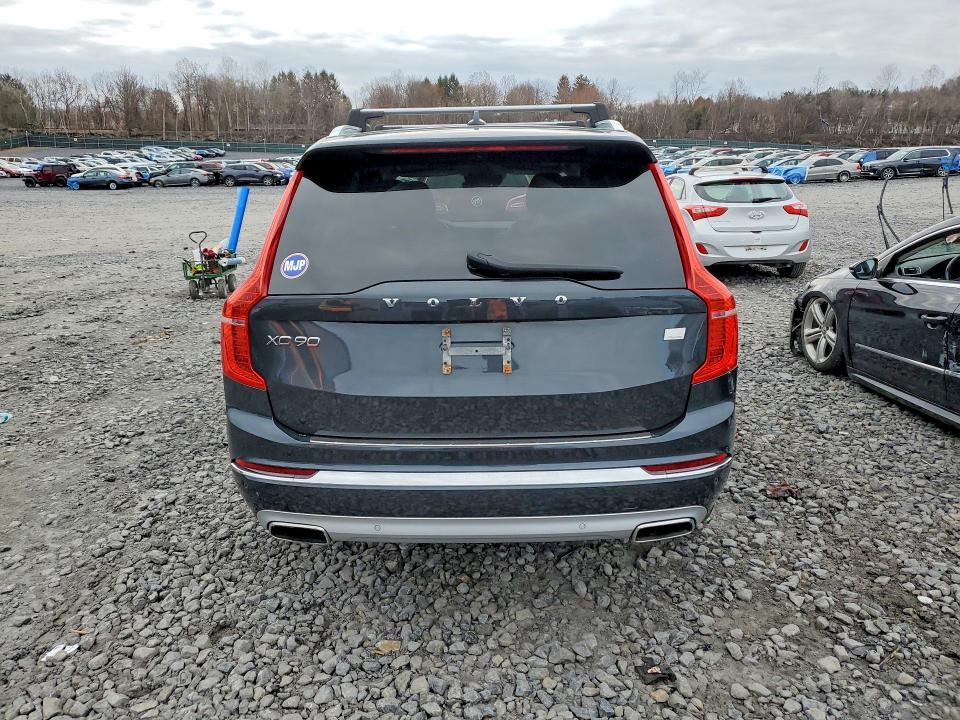 2021 Volvo Xc90 VIN YV4BR0CK5M1754603 COPART salvage auction — MINOR DENT/SCRATCHES, Pa - Dealer Only Clean Title (P), sold $15,900 on 2026-07-29 (photo 6)