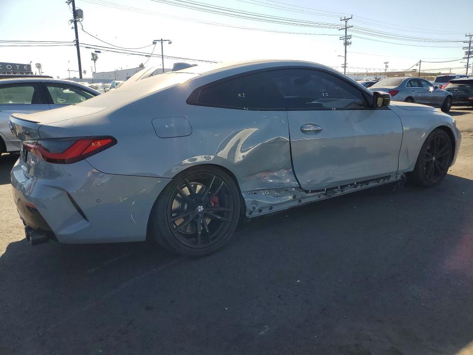 2023 BMW M4 VIN WBA83AP03PCM07354 COPART salvage auction — SIDE, CA, sold $20,800 on 2026-07-22 (photo 3)