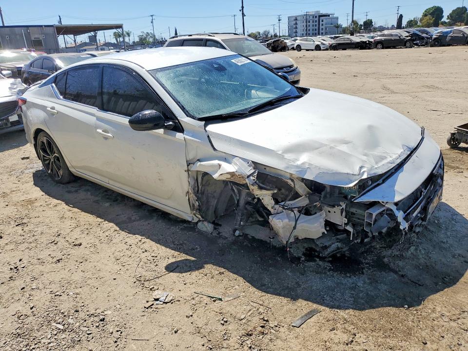 2025 Nissan Altima VIN 1N4BL4CV2SN335528 COPART salvage auction — FRONT END, Ca - Salvage Certificate, sold $4,400 on 2026-07-09 (photo 4)
