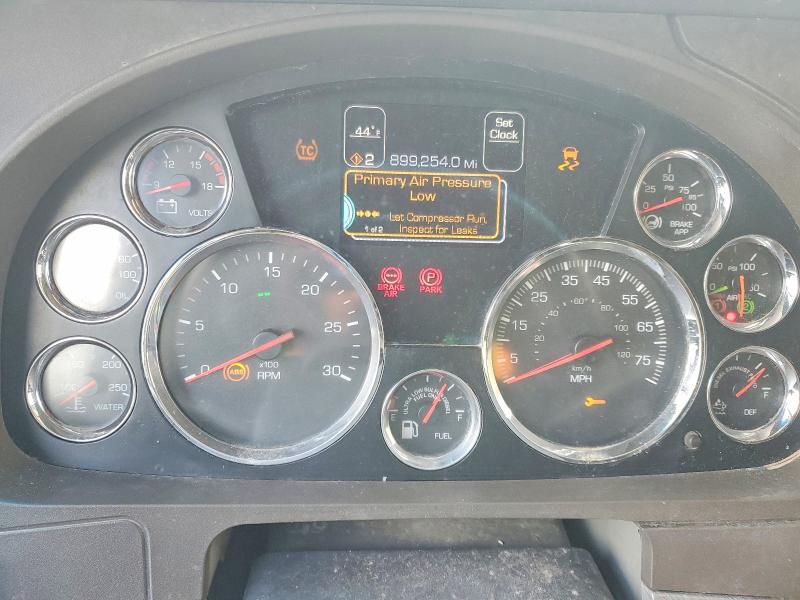2019 Kenworth Construction VIN 1XKYD49X3KJ254334 COPART salvage auction — SIDE, IL - SALVAGE CERTIFICATE, sold $9,800 on 2026-07-23 (photo 8)