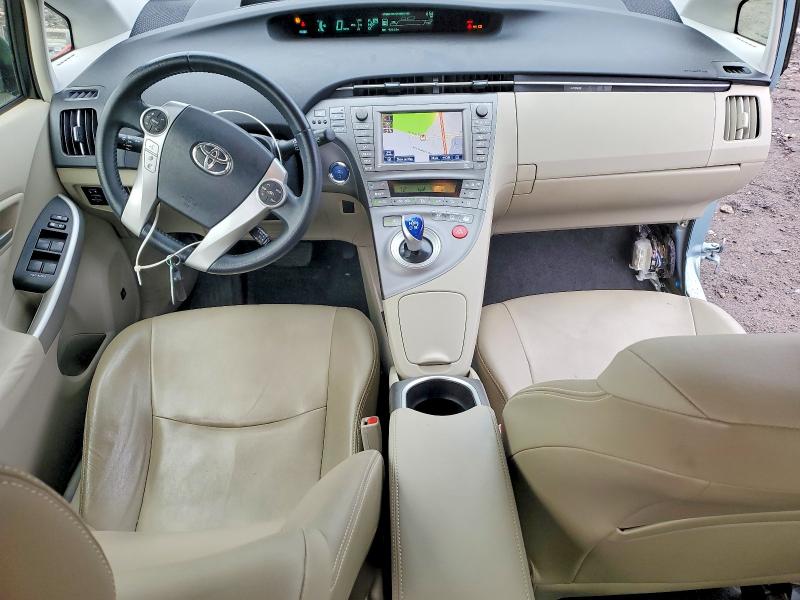 2014 Toyota Prius VIN JTDKN3DU2E1735119 COPART salvage auction — SIDE, Md - Cert Of Salvage > 75% Damage, sold $3,650 on 2026-07-20 (photo 8)