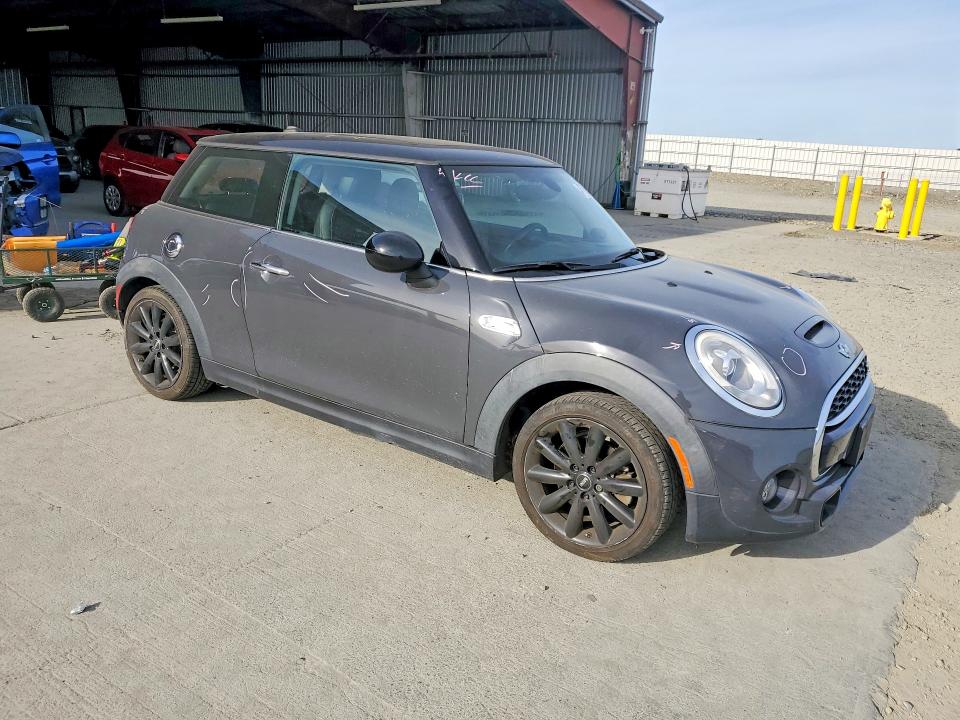 2017 Mini Cooper VIN WMWXP7C3XH3B94541 COPART salvage auction — REAR END, Ca - Salvage Certificate, sold $2,450 on 2026-07-02 (photo 4)