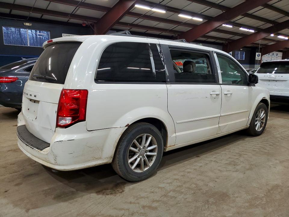 2013 Dodge Grand caravan VIN 2C4RDGCG7DR683713 COPART salvage auction — MINOR DENT/SCRATCHES, Vt - Certificate Of Title, sold $500 on 2026-07-09 (photo 3)
