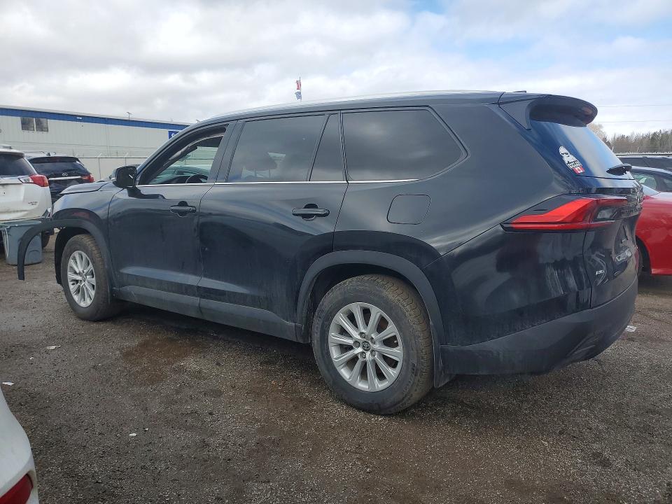 2024 Toyota Highlander VIN 5TDAAAB58RS028137 COPART salvage auction — FRONT END, ON - PERMIT NO BRAND - UNFIT, sold $12,400 on 2026-07-28 (photo 2)
