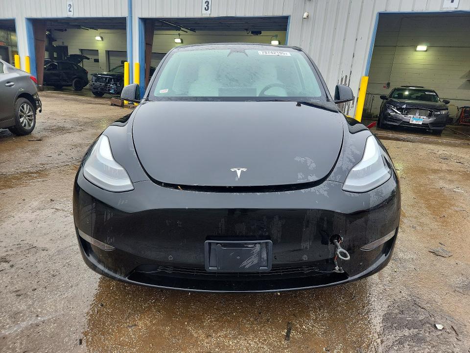 2021 Tesla Model y VIN 5YJYGDEF7MF264021 COPART salvage auction — REAR END, Il - Salvage Certificate, sold $9,900 on 2026-07-10 (photo 5)