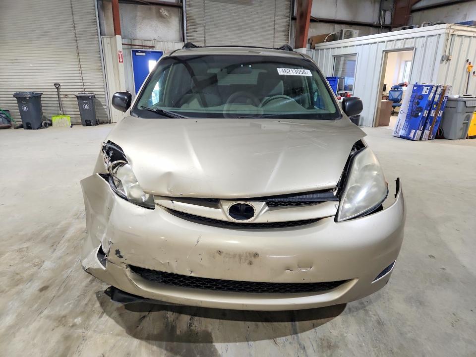 2007 Toyota Sienna VIN 5TDZK23C87S050445 COPART salvage auction — FRONT END, MA - CERT OF TITLE-RECONSTRCTD COLL, sold $550 on 2026-07-22 (photo 5)