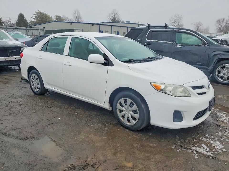 2013 Toyota Corolla VIN 5YFBU4EE9DP224405 COPART salvage auction — MINOR DENT/SCRATCHES, Wv - Certificate Of Title, sold $2,700 on 2026-07-07 (photo 4)