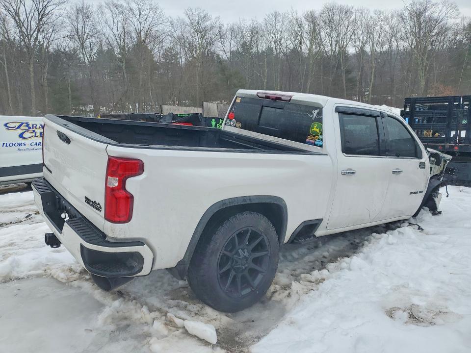 2022 Chevrolet Silverado VIN 1GC4YVEYXNF262490 COPART salvage auction — FRONT END, Salvage Title, sold $22,100 on 2026-07-29 (photo 3)