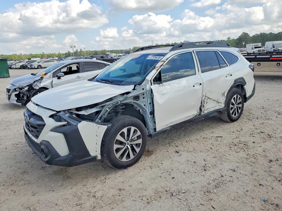 2025 Subaru Outback VIN 4S4BTAFC9S3266881 COPART salvage auction — SIDE, TX - SALVAGE VEHICLE TITLE, sold $11,100 on 2026-07-28 (photo 1)
