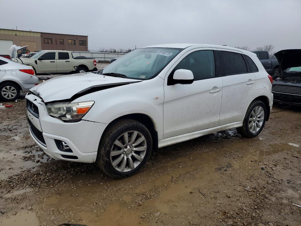 2011 Mitsubishi Outlander VIN JA4AR4AU1BZ025145 COPART salvage auction — FRONT END, Id - Salvage Certificate Of Title, sold $100 on 2026-07-28 (photo 1)