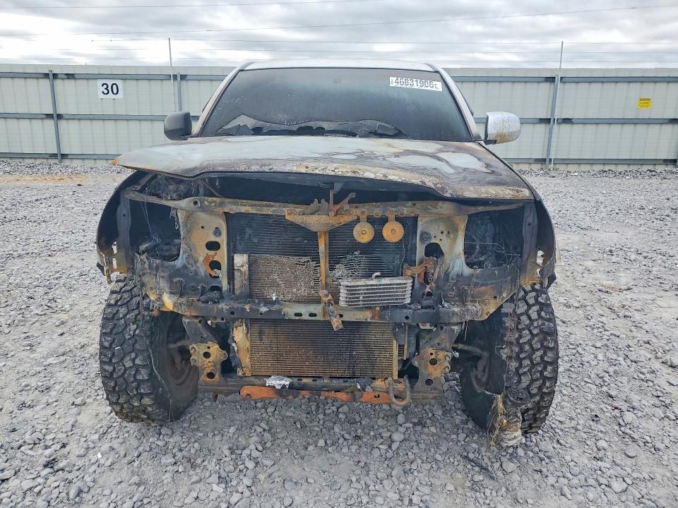2005 Toyota Tacoma VIN 5TEMU52N15Z006117 COPART salvage auction — BURN, Fl - Cert Of Title Slvg Rebuildable, sold $275 on 2026-07-02 (photo 5)