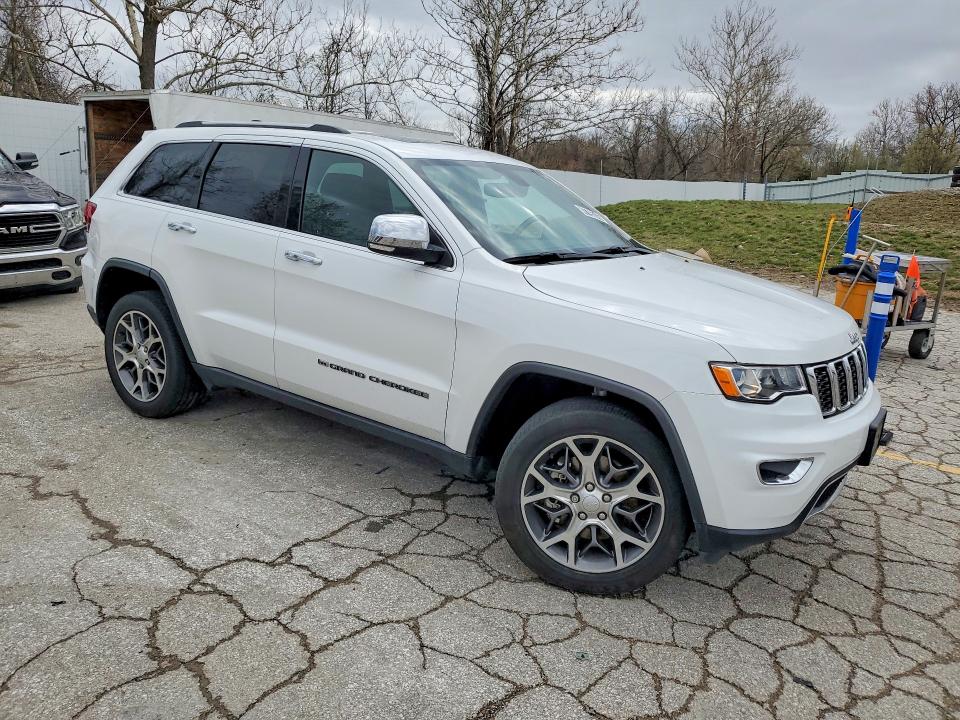 2022 Jeep Grand cherokee VIN 1C4RJFBG8NC121575 COPART salvage auction — MINOR DENT/SCRATCHES, MO - CERTIFICATE OF TITLE, sold $19,700 on 2026-07-09 (photo 4)