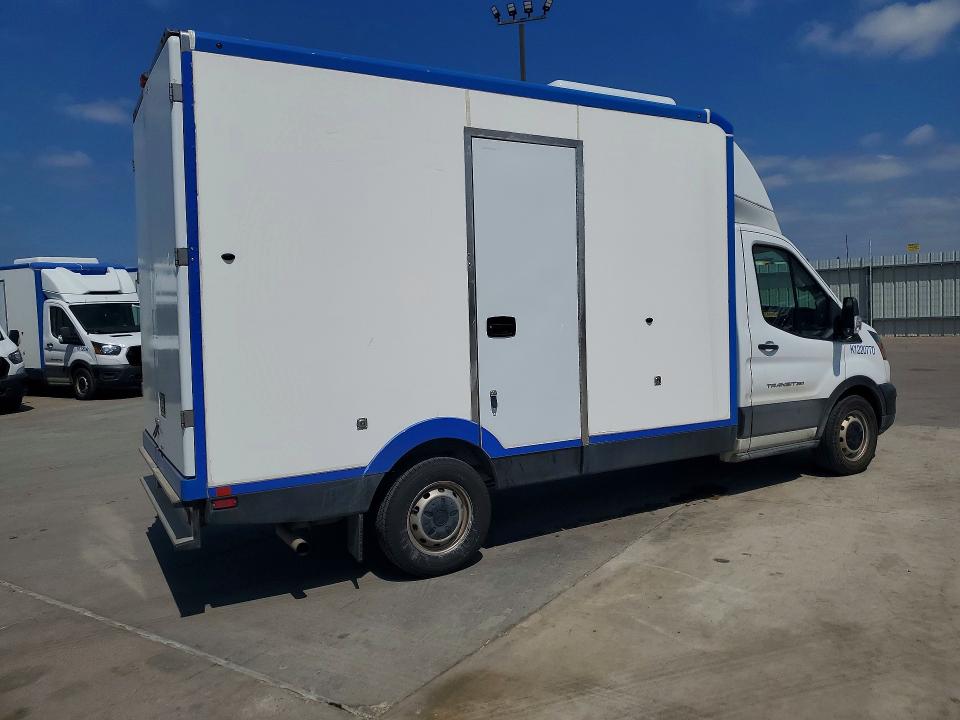 2022 Ford Transit VIN 1FDBW5Z82NKA39791 COPART salvage auction — NORMAL WEAR, Tx - Certificate Of Title, sold $17,000 on 2026-07-30 (photo 3)