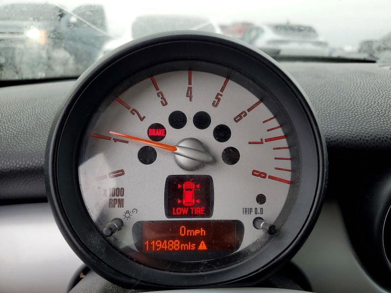2013 Mini Cooper VIN WMWSU3C59DT373500 COPART salvage auction — NORMAL WEAR, Il - Certificate Of Title, sold $1,050 on 2026-07-07 (photo 9)