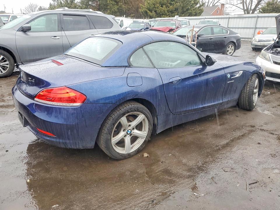 2014 BMW Z4 VIN WBALL5C52EJ105016 COPART salvage auction — FRONT END, Md - Cert Of Salvage > 75% Damage, sold $3,550 on 2026-07-13 (photo 3)
