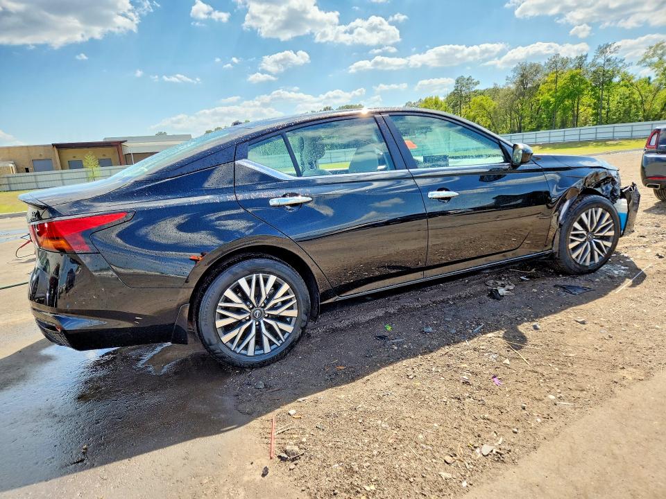 2024 Nissan Altima VIN 1N4BL4DW7RN420169 COPART salvage auction — FRONT END, GA - CERTIFICATE OF TITLE, sold $8,000 on 2026-07-09 (photo 3)