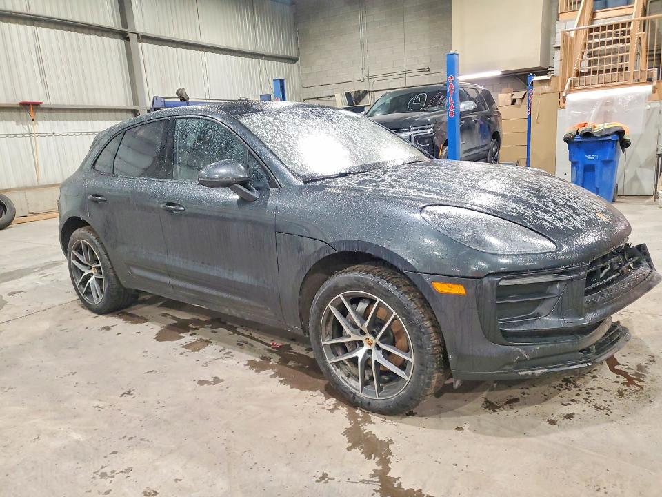 2024 Porsche Macan VIN WP1AA2A52RLB08640 COPART salvage auction — FRONT END, Qc - Gravement Accidente, sold $25,000 on 2026-07-14 (photo 4)