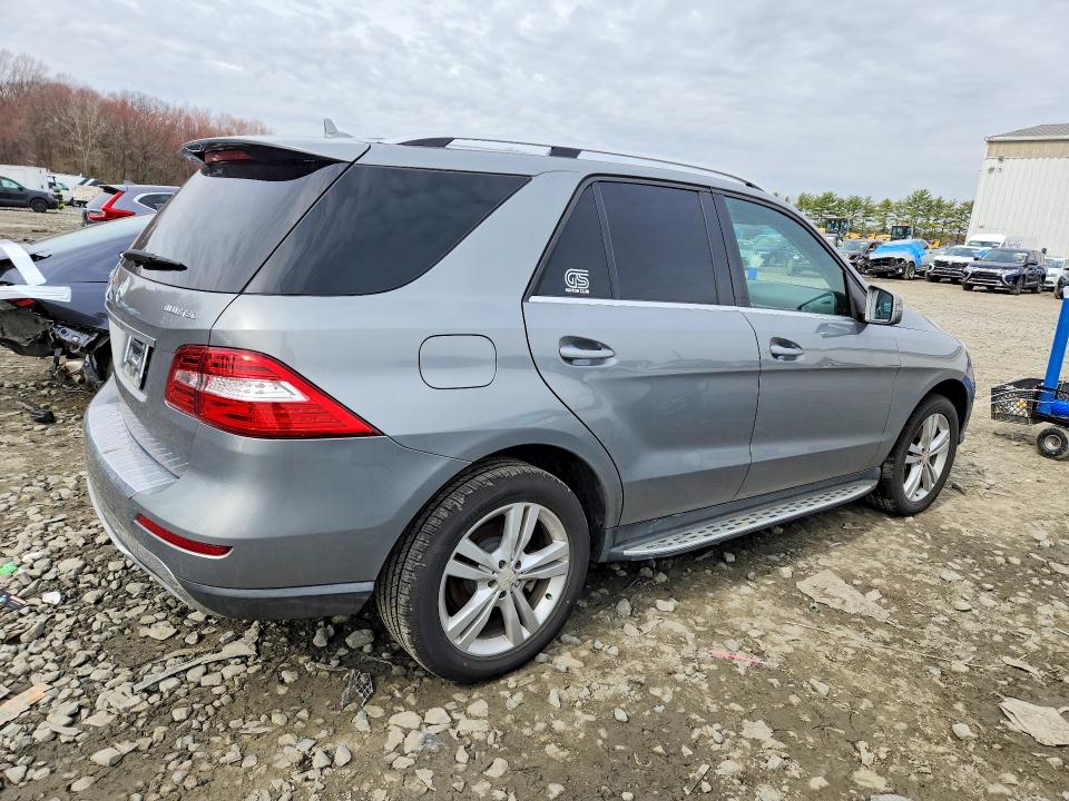 2015 Mercedes-benz Ml-class VIN 4JGDA0EBXFA519323 COPART salvage auction — NORMAL WEAR, Mt - Certificate Of Title, sold $3,600 on 2026-07-08 (photo 4)