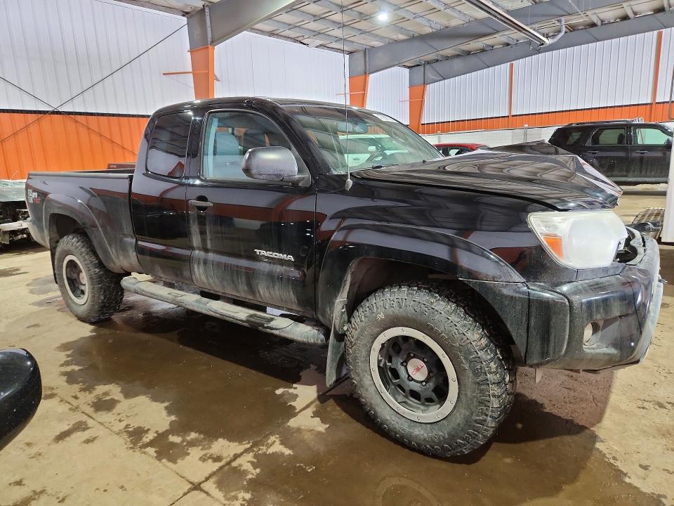 2015 Toyota Tacoma VIN 5TFUU4EN8FX117102 COPART salvage auction — FRONT END, Ab - Bos - Salvage, sold $7,400 on 2026-07-07 (photo 4)