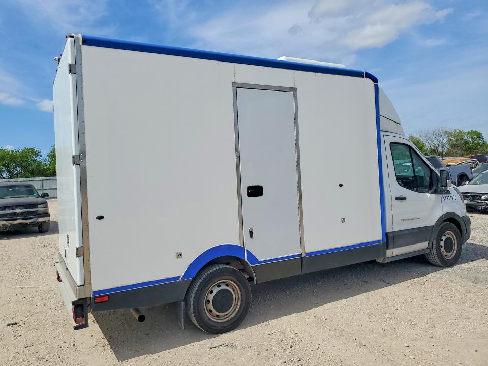 2021 Ford Transit VIN 1FDBW5Z81MKA93159 COPART salvage auction — NORMAL WEAR, Tx - Certificate Of Title, sold $17,000 on 2026-07-30 (photo 3)