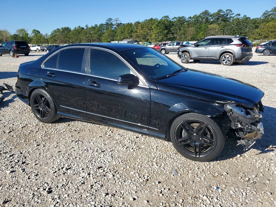 2013 Mercedes-benz VIN WDDGF5HB2DR278311 COPART salvage auction — FRONT END, Tx - Salvage Vehicle Title, sold $1,100 on 2026-07-21 (photo 4)
