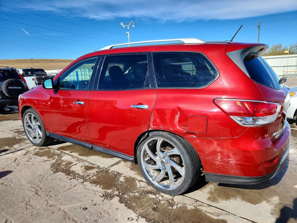 2016 Nissan Pathfinder VIN 5N1AR2MM1GC662306 COPART salvage auction — SIDE, Salvage Title, sold $2,050 on 2026-08-03 (photo 2)