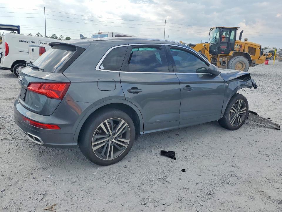 2020 Audi Q5 VIN WA1E2AFY4L2045898 COPART salvage auction — FRONT END, Fl - Certificate Of Destruction, sold $4,500 on 2026-07-31 (photo 3)