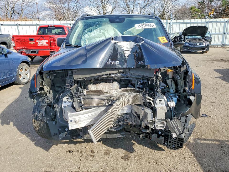 2018 Jeep Renegade VIN ZACCJBAB2JPJ15827 COPART salvage auction — FRONT END, Salvage Title, sold $300 on 2026-07-31 (photo 5)