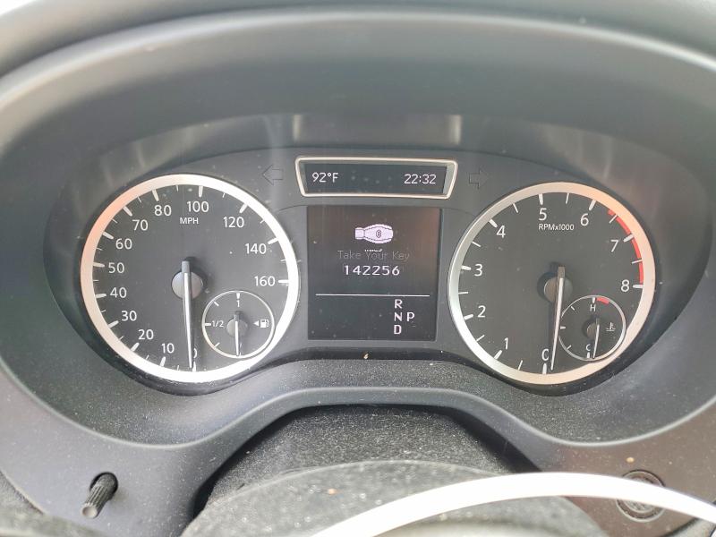 2017 Infiniti Qx30 VIN SJKCH5CPXHA034977 COPART salvage auction — NORMAL WEAR, Nc - Dealer Only Clean Title, sold $1,900 on 2026-08-01 (photo 9)