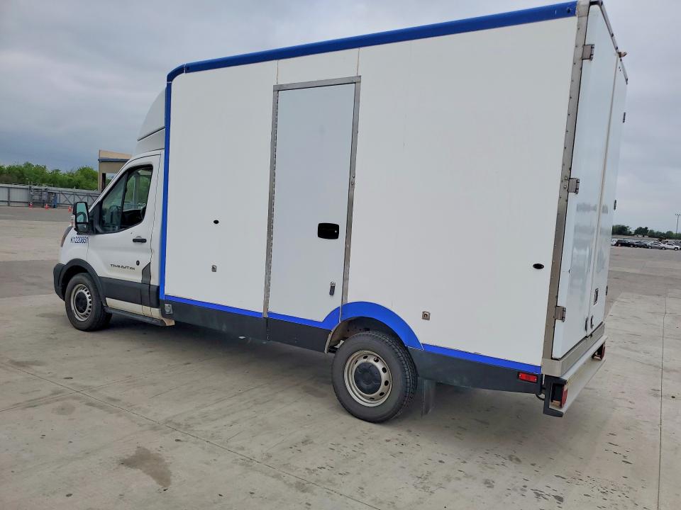 2022 Ford Transit VIN 1FDBW5Z85NKA39624 COPART salvage auction — NORMAL WEAR, TX - CERTIFICATE OF TITLE, sold $17,000 on 2026-07-30 (photo 2)