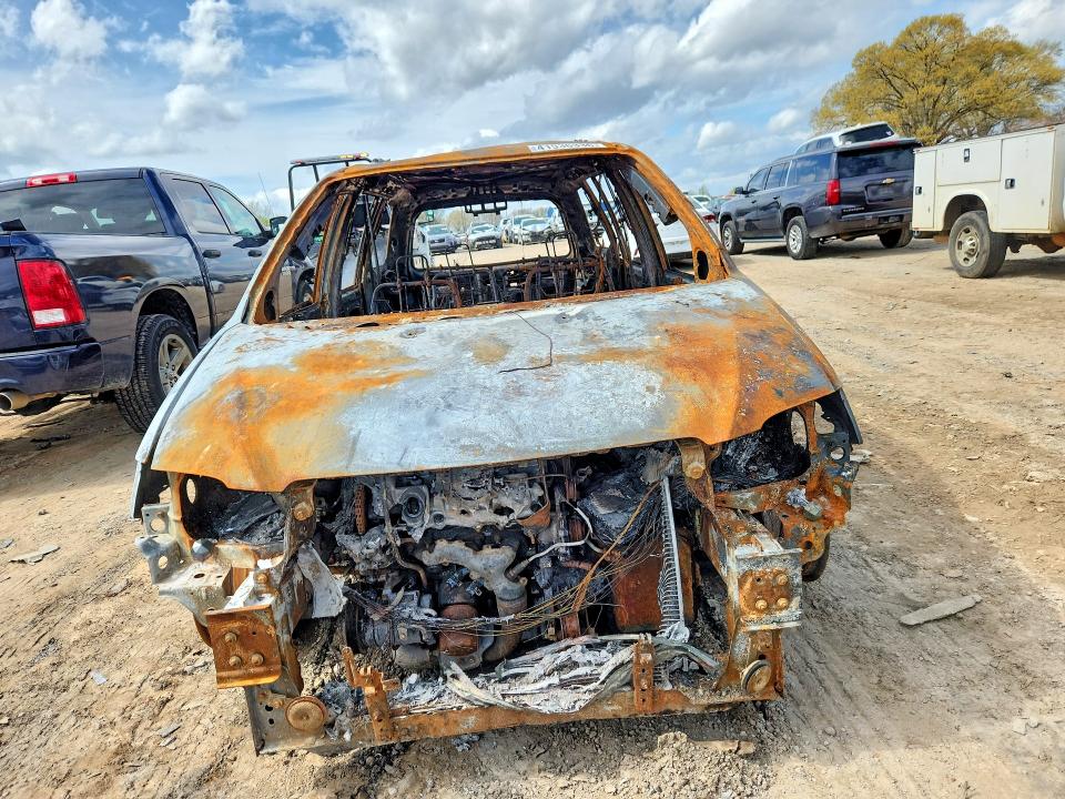 2000 Mazda Mpv VIN JM3LW28G6Y0134443 COPART salvage auction — BURN, Tn - Non-Repairable Certificate, sold $125 on 2026-07-29 (photo 5)