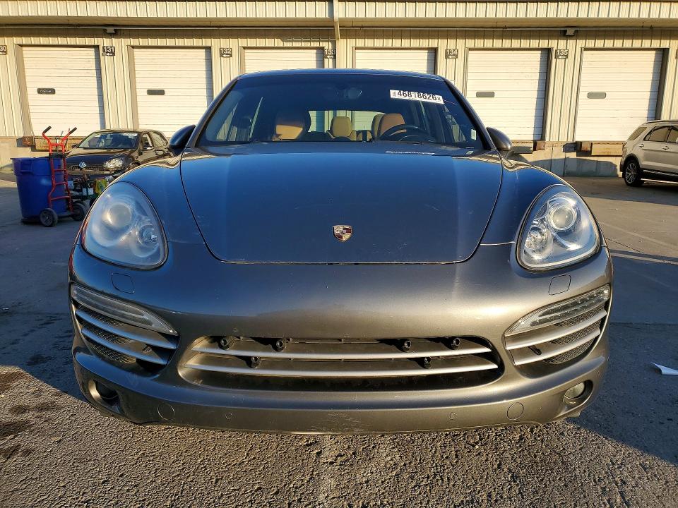 2014 Porsche Cayenne VIN WP1AA2A29ELA90749 COPART salvage auction — SIDE, Ky - Certificate Of Title, sold $3,850 on 2026-07-09 (photo 5)