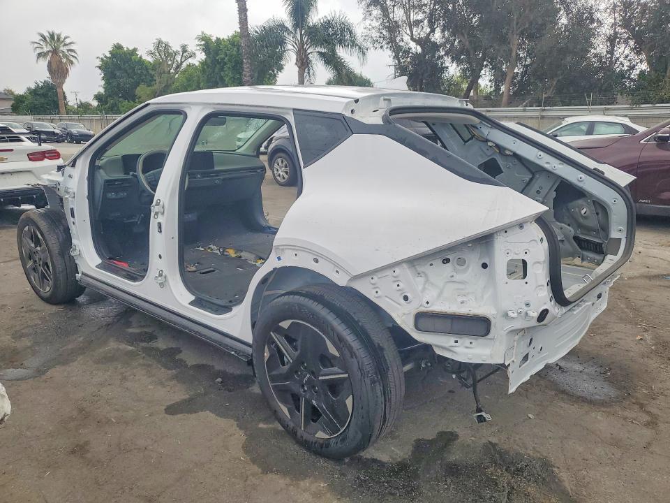 2025 Kia Ev6 VIN 5XYC34JA9SG013247 COPART salvage auction — STRIPPED, Ca - Certificate Of Title, sold $14,100 on 2026-07-02 (photo 2)