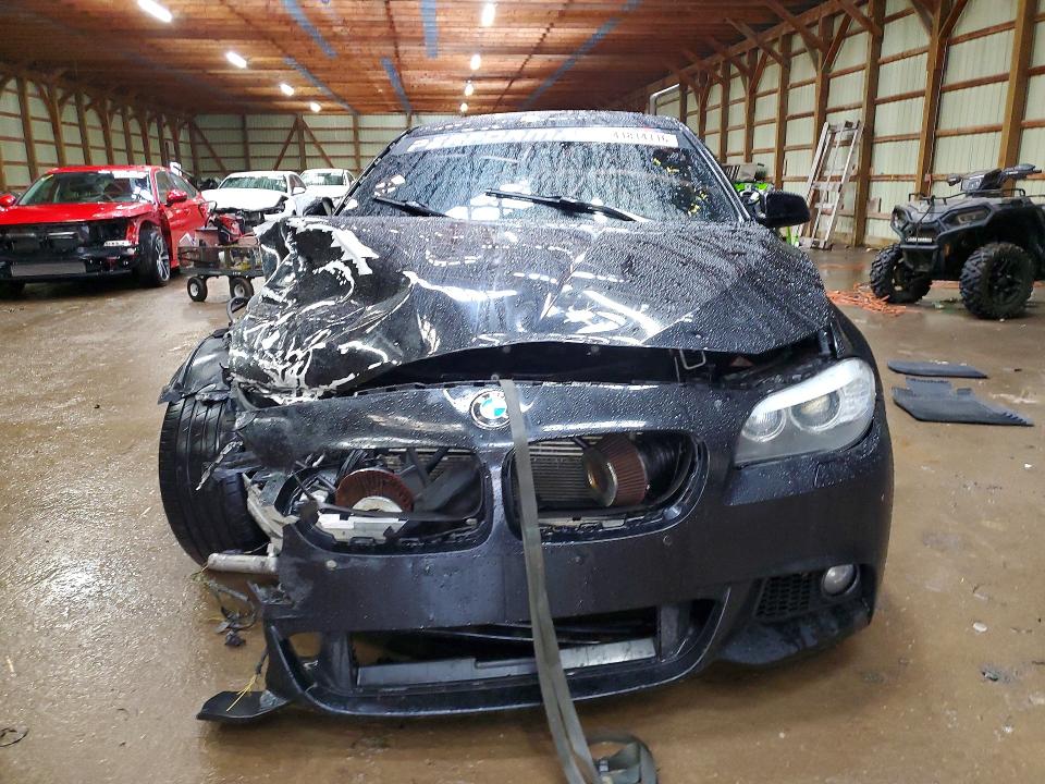 2011 BMW 5er VIN WBAFU9C52BC783752 COPART salvage auction — UNDERCARRIAGE, On - Permit No Brand - Unfit, sold $200 on 2026-07-28 (photo 5)