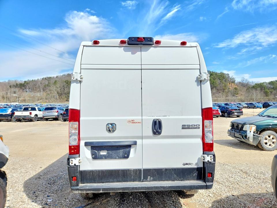 2023 Ram Promaster 2500 VIN 3C6LRVDG9PE598640 COPART salvage auction — FRONT END, VA - CERT OF TITLE - SALVAGE, sold $9,600 on 2026-07-29 (photo 6)