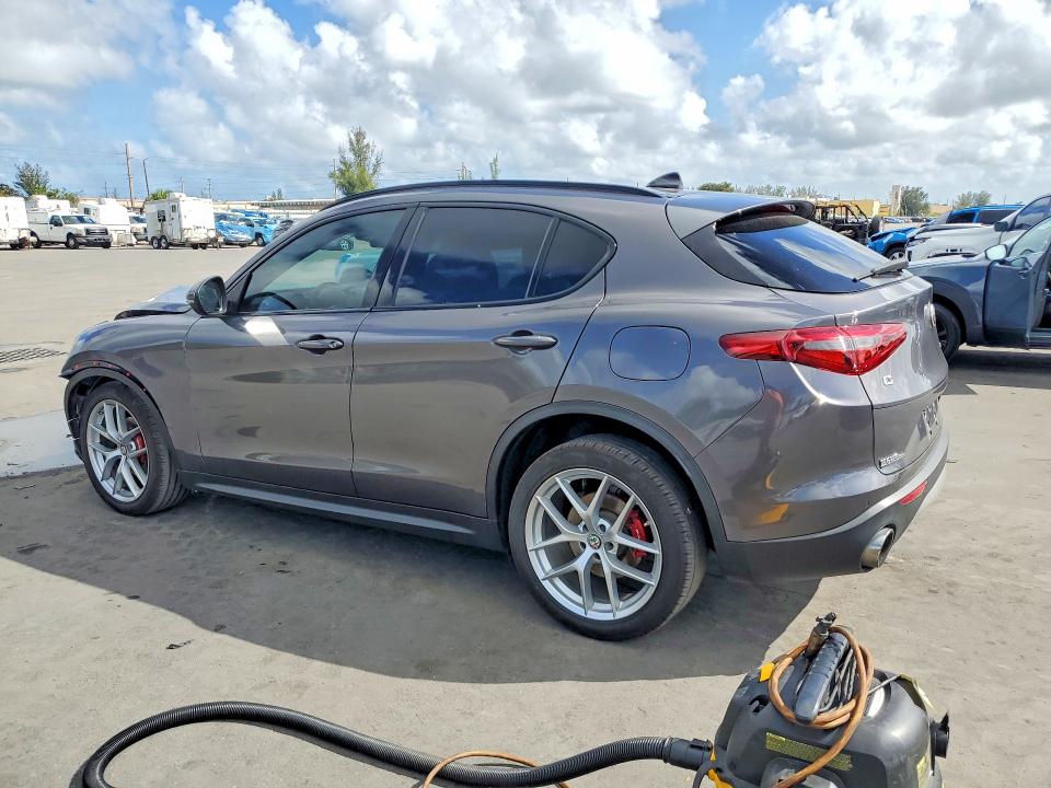 2019 Alfa romeo Stelvio VIN ZASPAKBN3K7C51774 COPART salvage auction — FRONT END, Salvage Title, sold $6,600 on 2026-08-17 (photo 2)