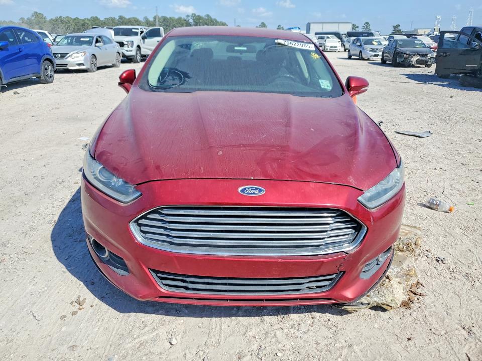2014 Ford Fusion VIN 1FA6P0HD4E5384250 COPART salvage auction — MINOR DENT/SCRATCHES, La - Certificate Of Title (P), sold $1,550 on 2026-07-10 (photo 5)