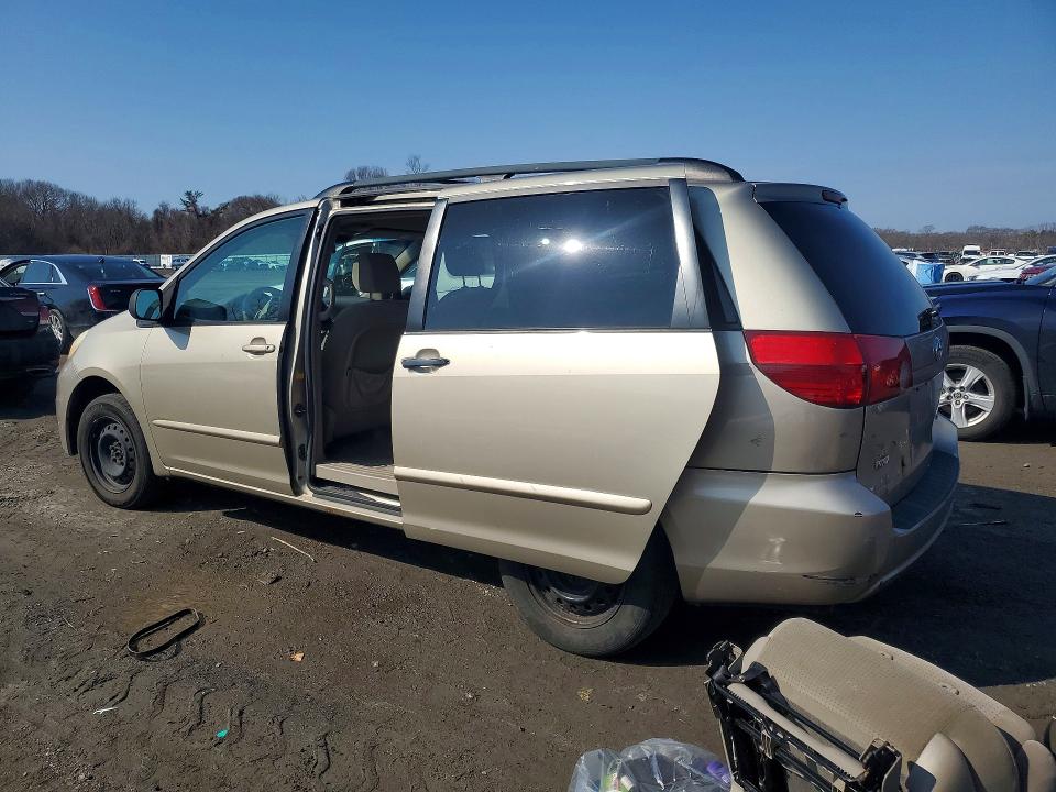 2006 Toyota Sienna VIN 5TDZA23C36S517806 COPART salvage auction — SIDE, Ma - Cert Of Title-Reconstrctd Coll, sold $900 on 2026-07-29 (photo 2)