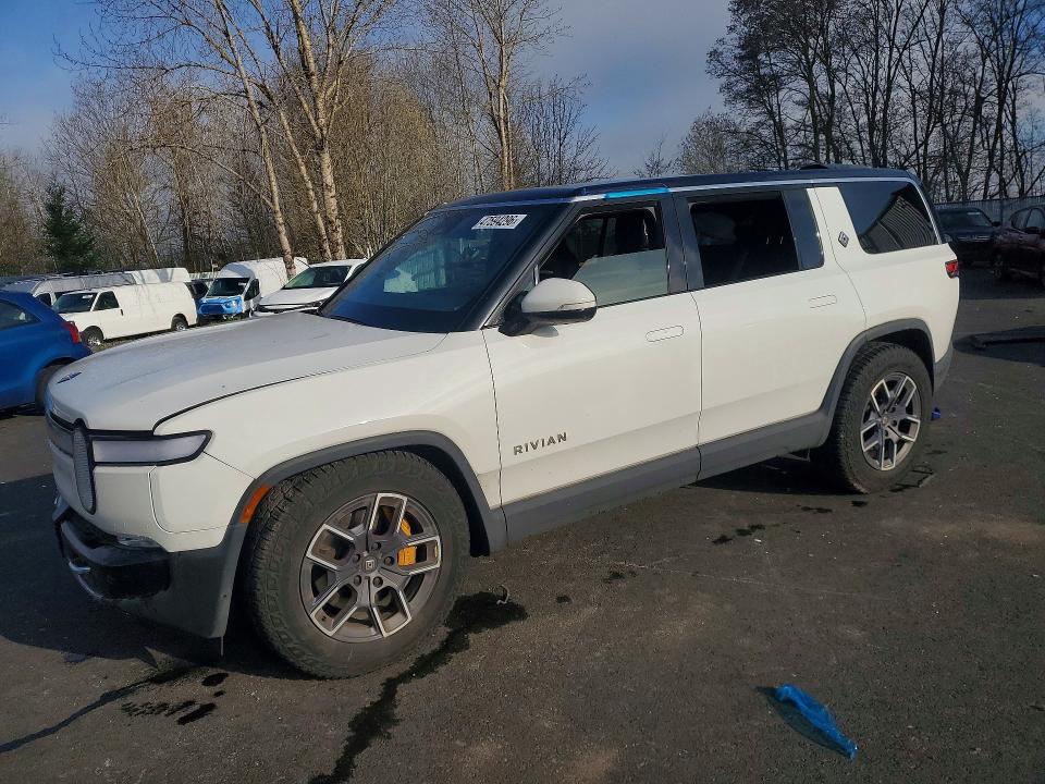2023 Rivian R1s VIN 7PDSGABA4PN017518 — COPART salvage auction photo
