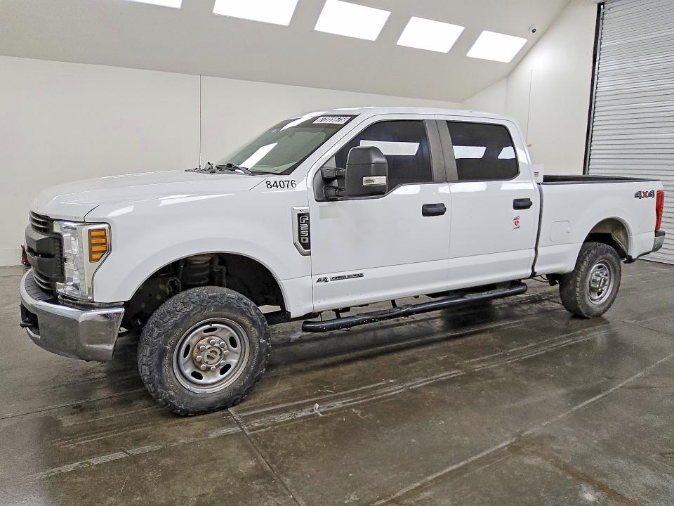 2019 Ford F-250 super duty VIN 1FT7W2BT5KEF84076 COPART salvage auction — MECHANICAL, TX - CERTIFICATE OF TITLE, sold $14,400 on 2026-07-28 (photo 1)