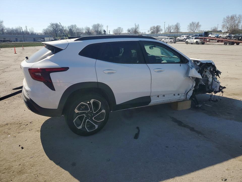 2025 Chevrolet Trax VIN KL77LJEP2SC198760 COPART salvage auction — FRONT END, Mo - Salvage Certificate Of Title, sold $3,350 on 2026-07-28 (photo 3)