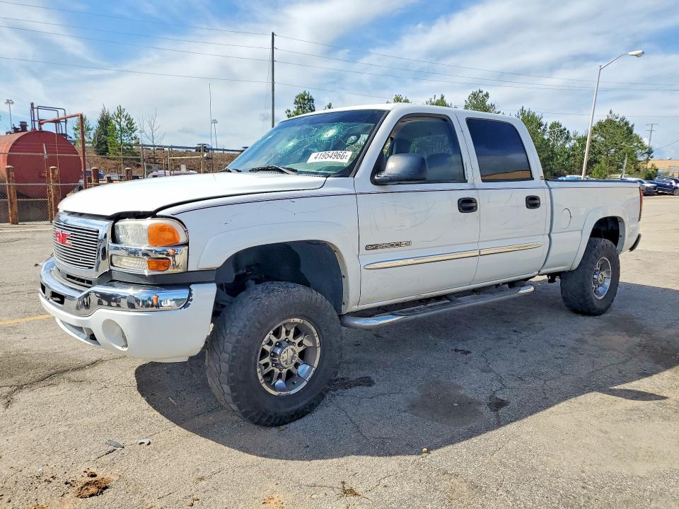 2004 Gmc SIERRA VIN 1GTHC23U24F188107 — COPART salvage auction photo