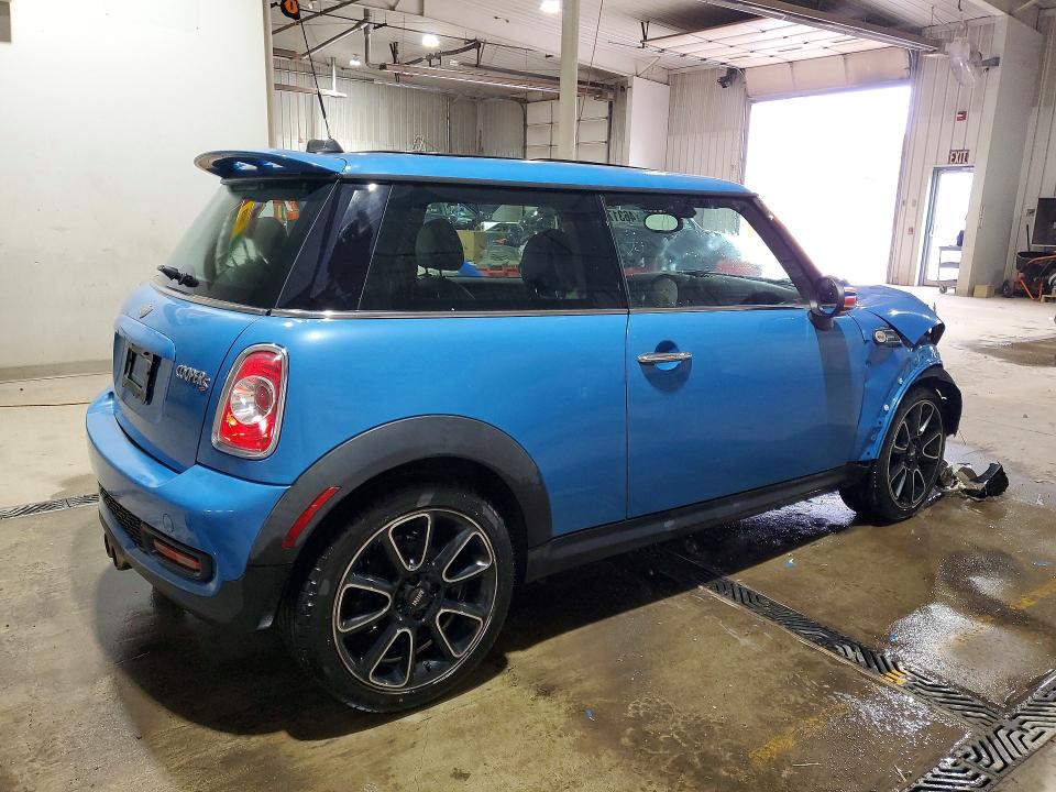 2013 Mini VIN WMWSV3C59DT389077 COPART salvage auction — FRONT END, Salvage Title, sold $125 on 2026-07-30 (photo 3)