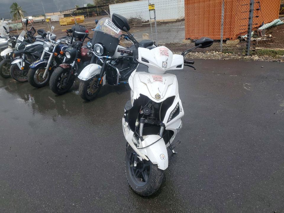 2023 VIN L5YACAAL3P1121404 COPART salvage auction — FRONT END, HI - CERT OF REGISTRATION-MOPED/BIC, sold $100 on 2026-07-06 (photo 2)