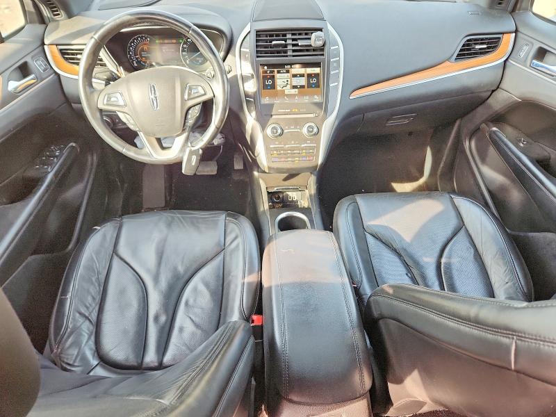 2019 Lincoln Mkc VIN 5LMCJ3C95KUL47124 COPART salvage auction — FRONT END, IL - SALVAGE CERTIFICATE, sold $3,400 on 2026-07-08 (photo 8)