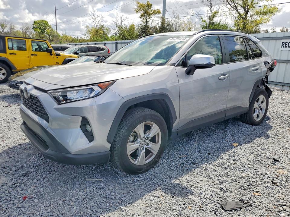 2019 Toyota Rav4 VIN JTMP1RFV4KD523925 COPART salvage auction — REAR END, Fl - Cert Of Title Slvg Rebuildable, sold $1,200 on 2026-07-24 (photo 1)