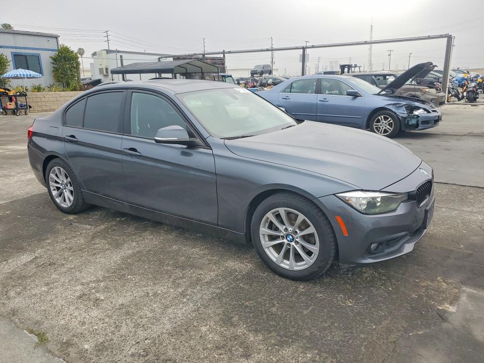 2017 BMW 3er VIN WBA8A9C37HK864356 COPART salvage auction — UNDERCARRIAGE, Ca - Non-Repairable Vehicle Cert, sold $1,150 on 2026-09-02 (photo 4)