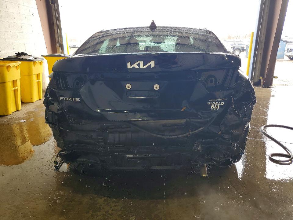 2024 Kia Forte VIN 3KPF54AD5RE726493 COPART salvage auction — REAR END, Il - Salvage Certificate, sold $6,600 on 2026-07-10 (photo 6)