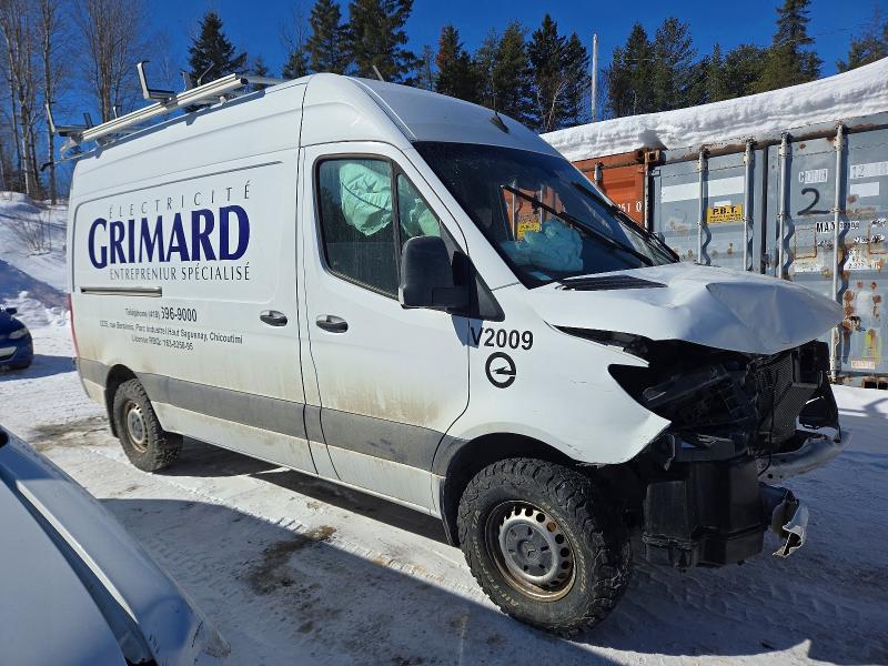 2020 Mercedes-benz Sprinter VIN W1Y4EBHY0LP239466 COPART salvage auction — FRONT END, Qc - Gravement Accidente, sold $150 on 2026-07-28 (photo 4)