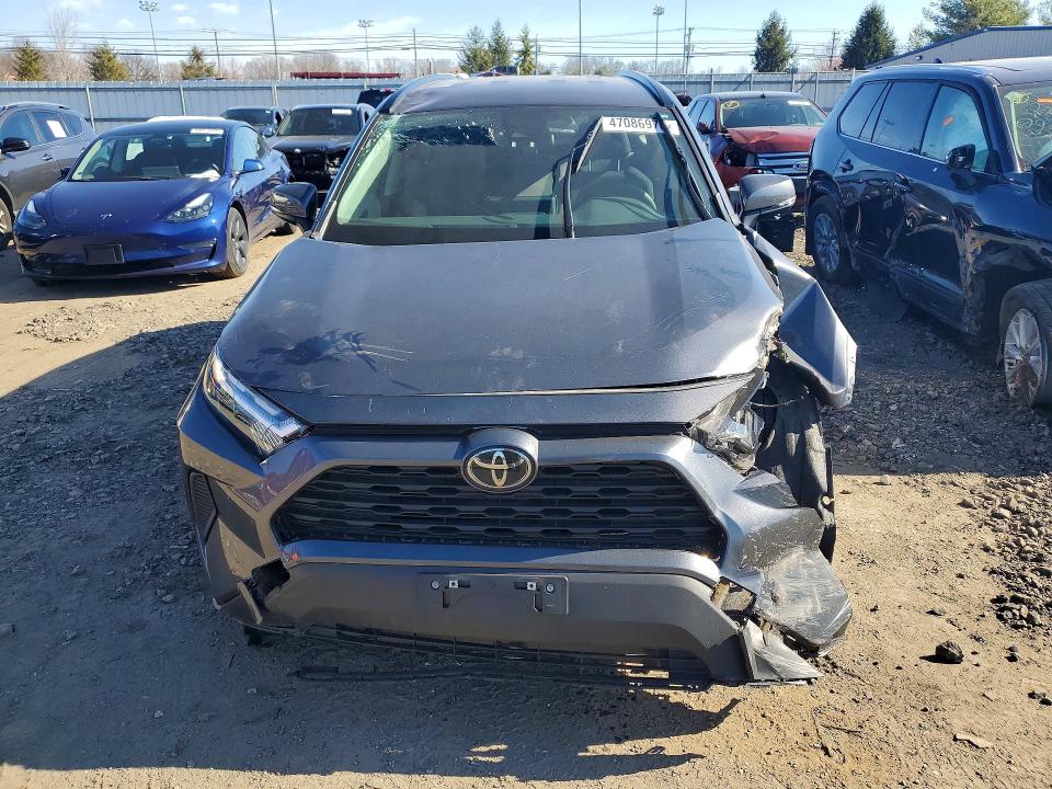 2024 Toyota Rav 4 VIN JTMP1RFVXRD110062 COPART salvage auction — FRONT END, Md - Cert Of Salvage > 75% Damage, sold $8,600 on 2026-07-20 (photo 5)